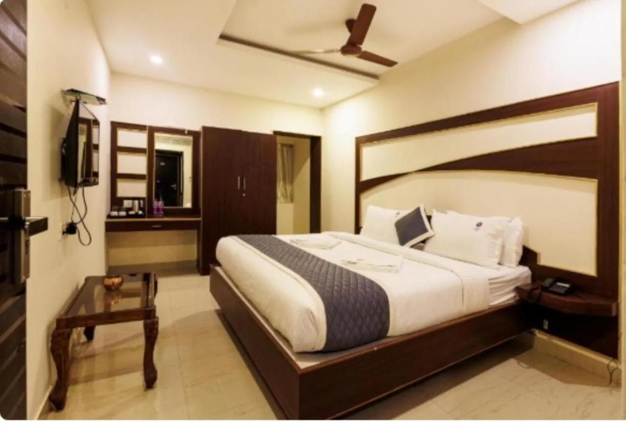 Hotel Casa Heritage - Greater Kailash 1 photo
