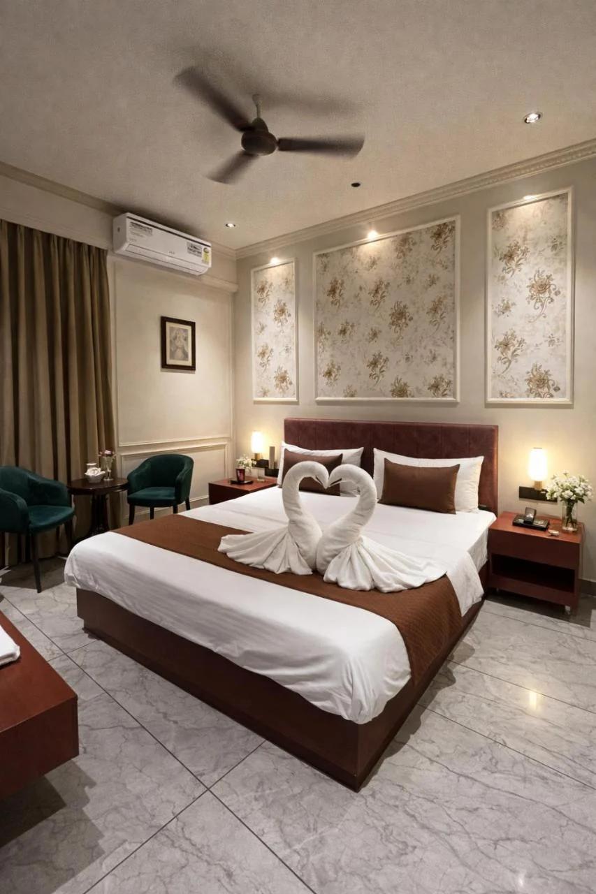 Hotel Maharaja 2 photo
