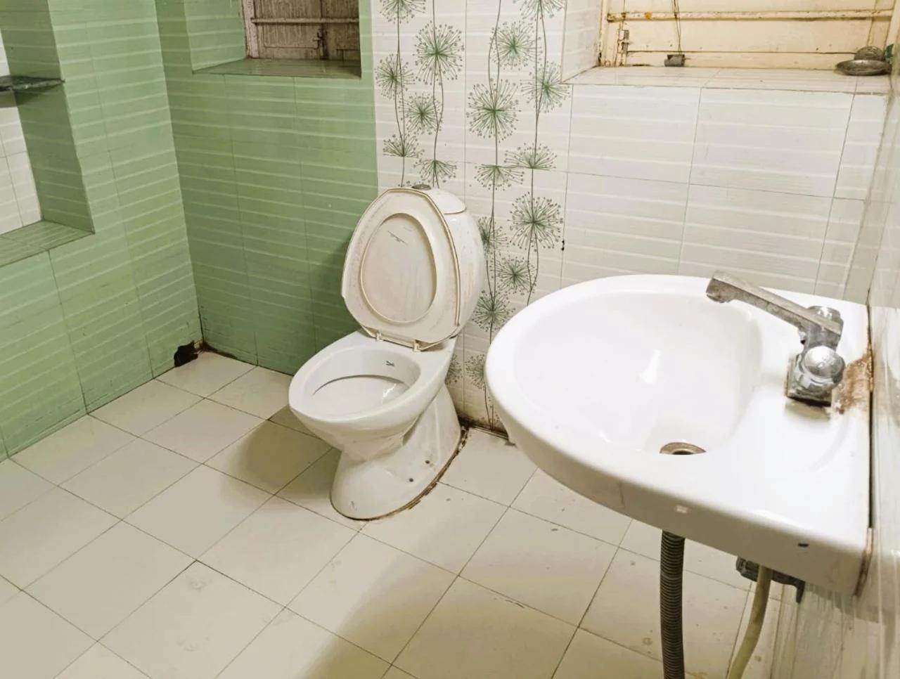 Hotel Raj DUNIYA GUEST House Kalighat WB With AC OR NON AC Room foto