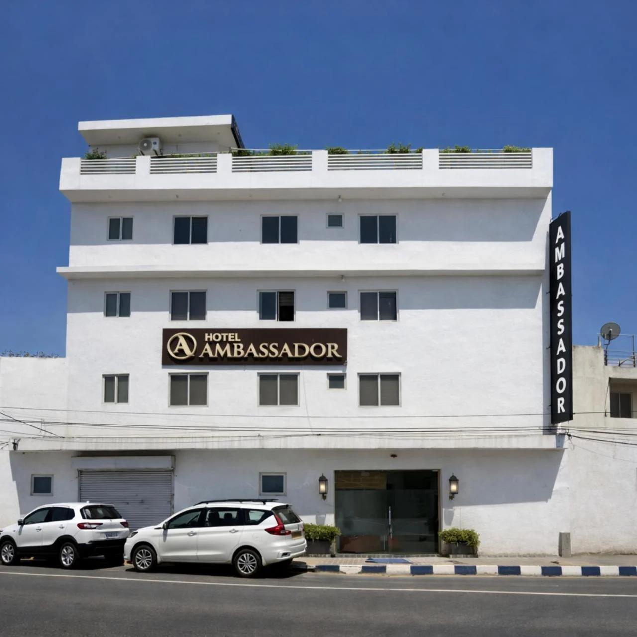 Hotel Sukhna lake photo