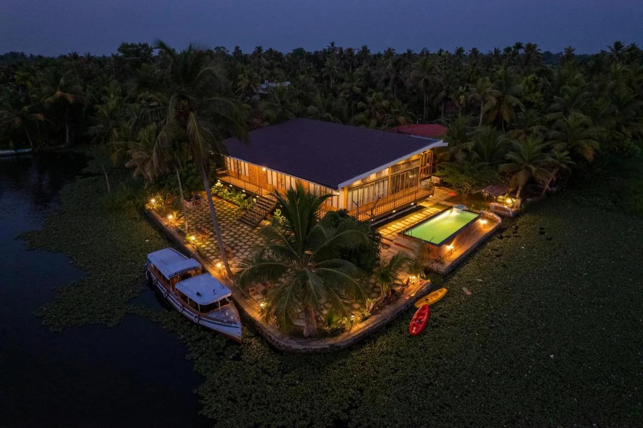 Kyna Backwater Resort Alleppey Alappuzha photo