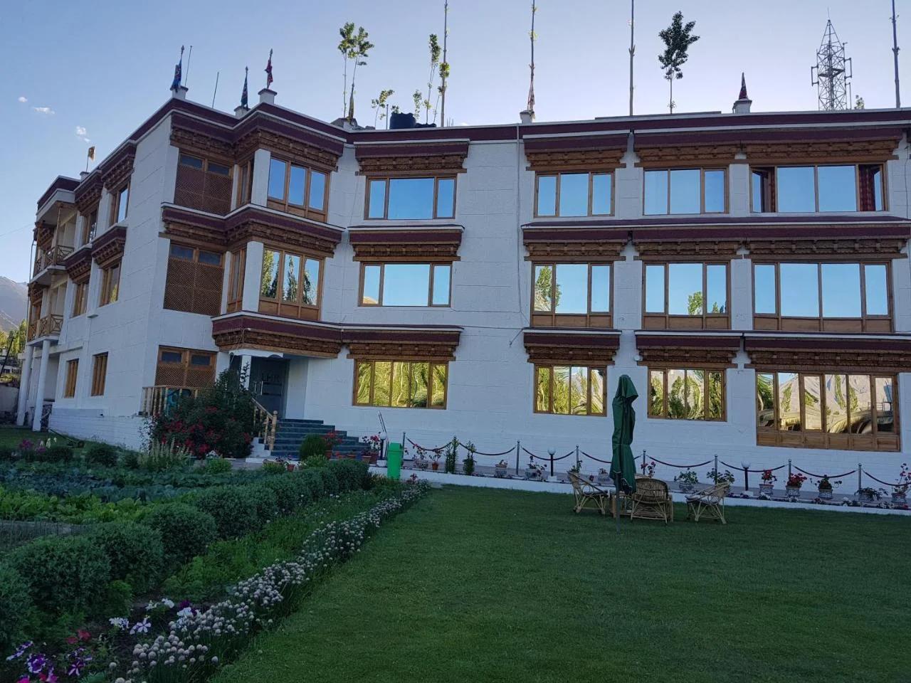 Ladakh Himalayan Retreat photo