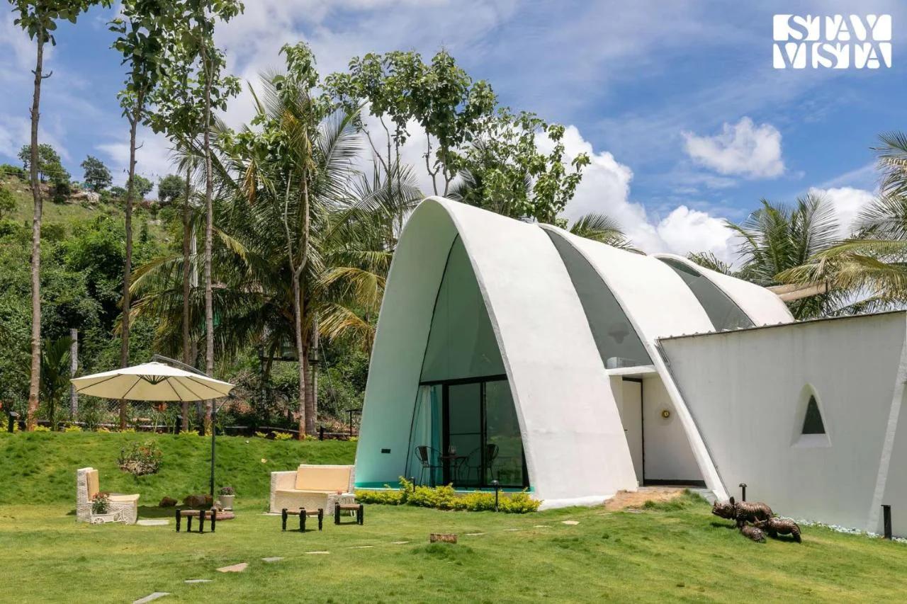 Luxury Shwaas Villa in Mysore with Private pool and landscape photo