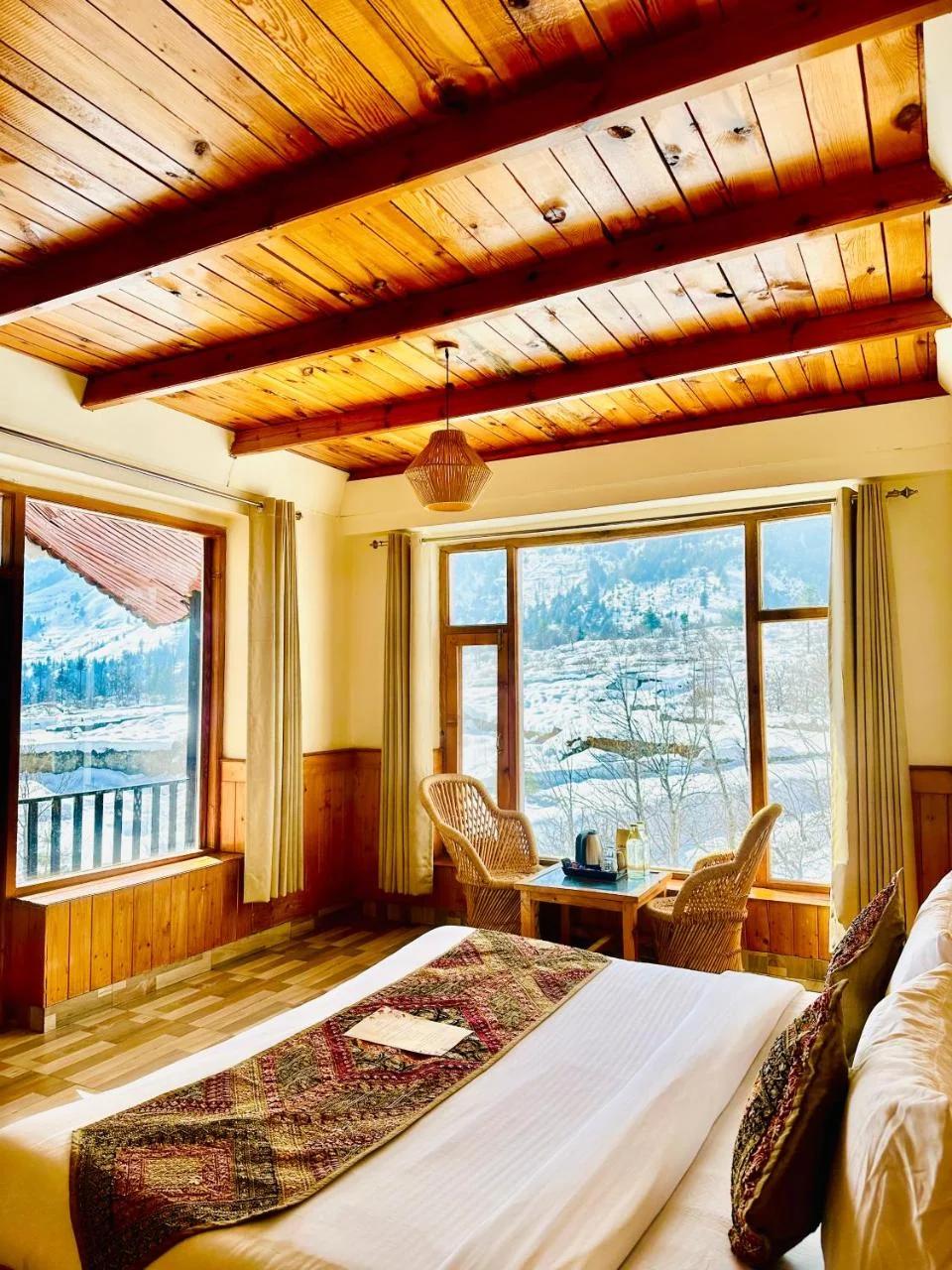 ORZU Boutique Stays Manali photo