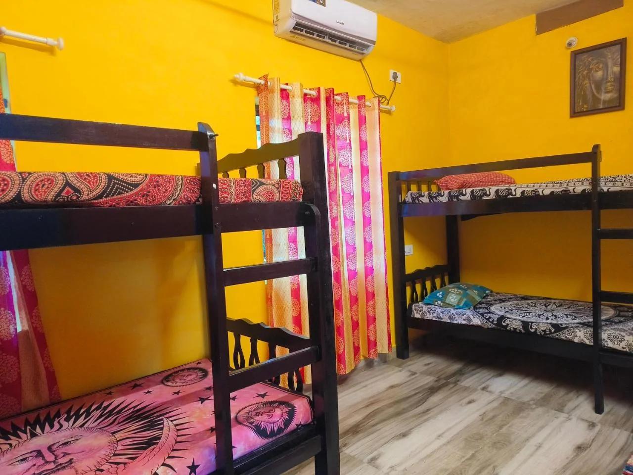 Peace and love beach homestay foto