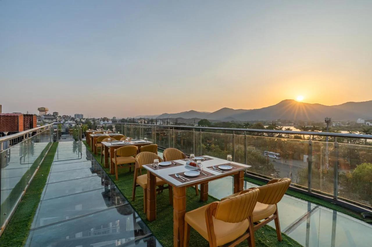 Perfectstayz premium stepwell by the lake foto