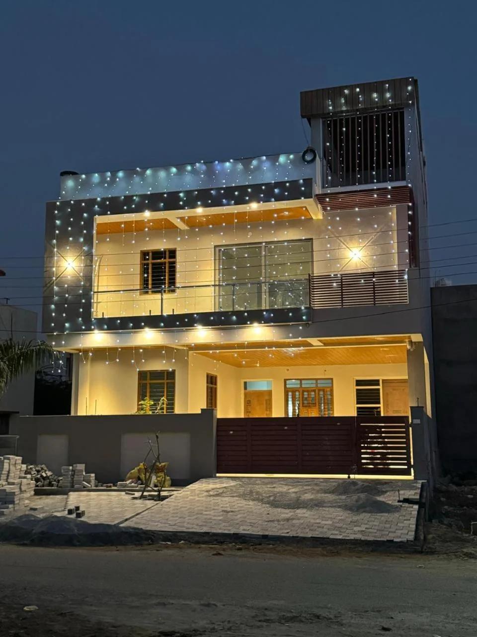 Praleen Villa