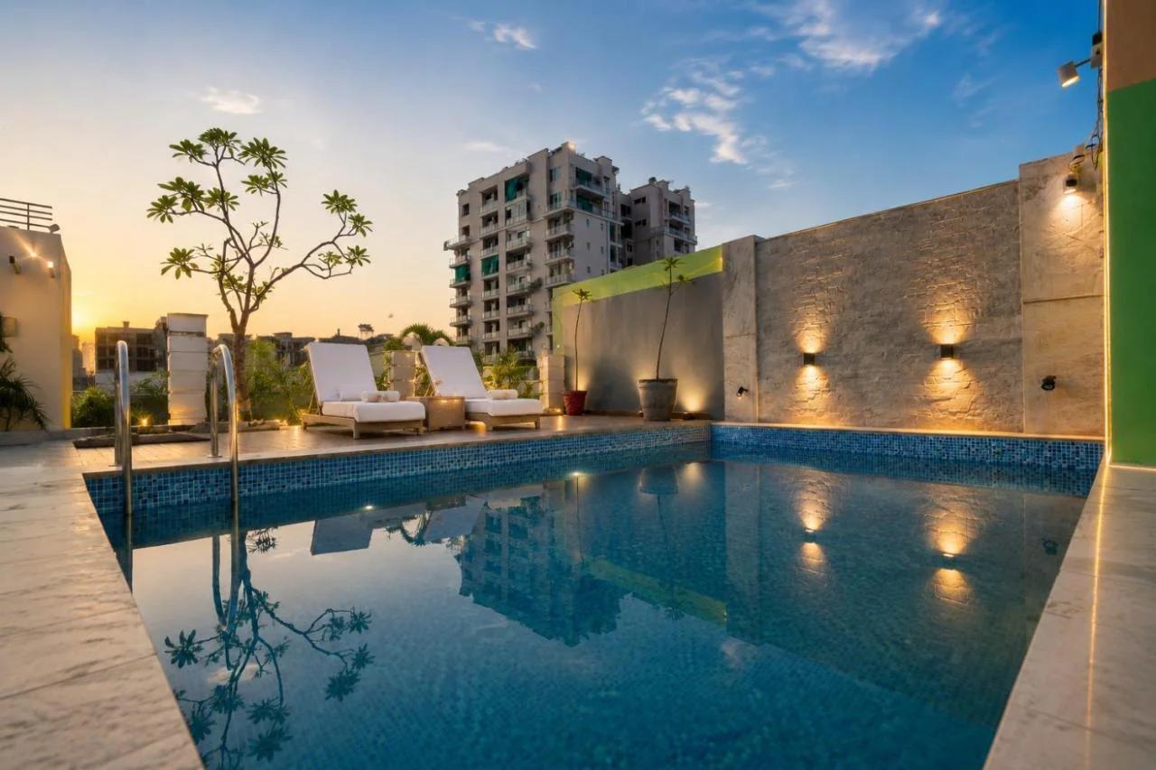 Sahibs Hotels - Lighthouse , Near Taj Mahal
