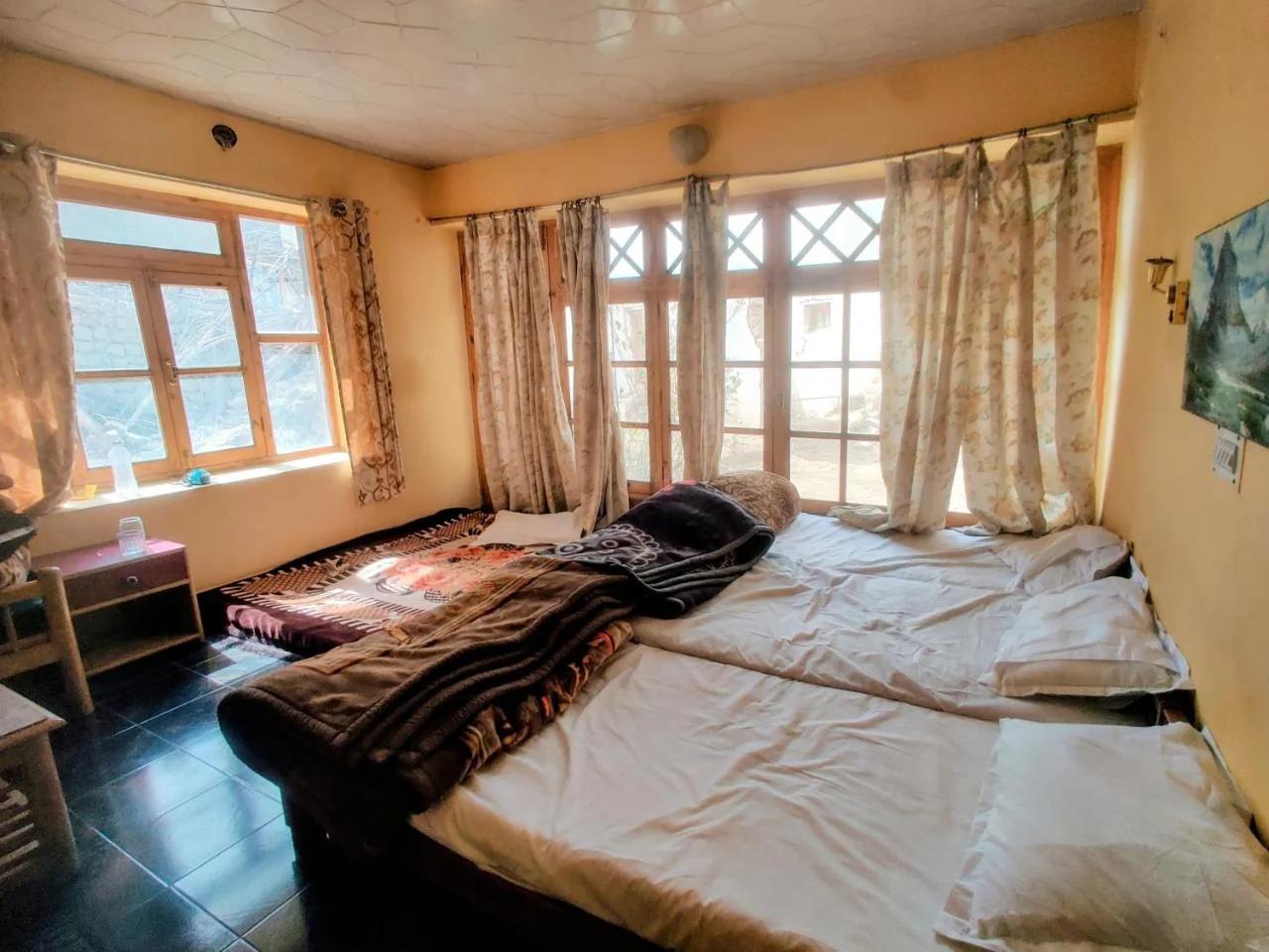 T-Suru Hotel & Cafe Leh photo