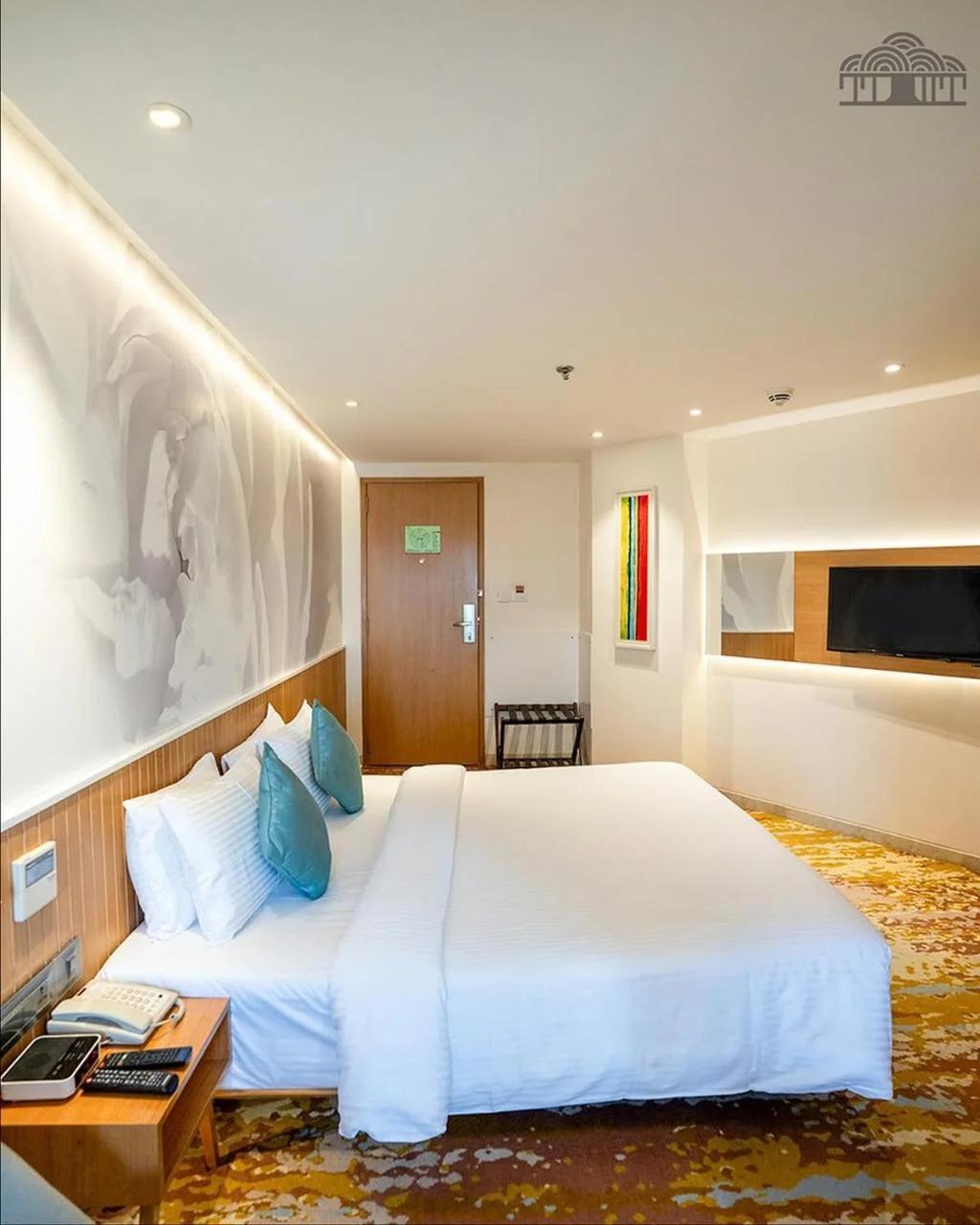 The Atlantiis Suite Varanasi Nr Vishwanath Temple photo