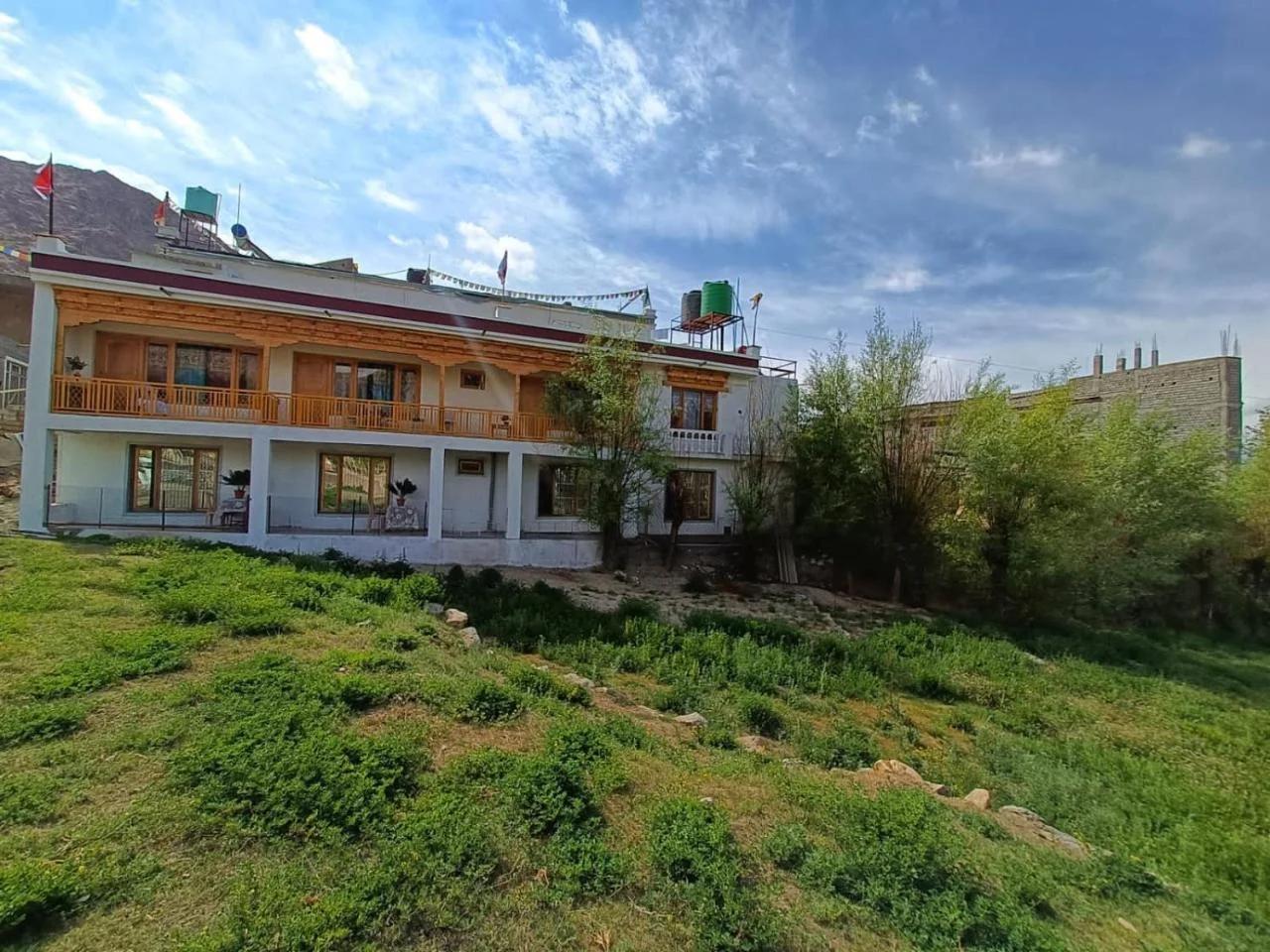 The Yanglha House