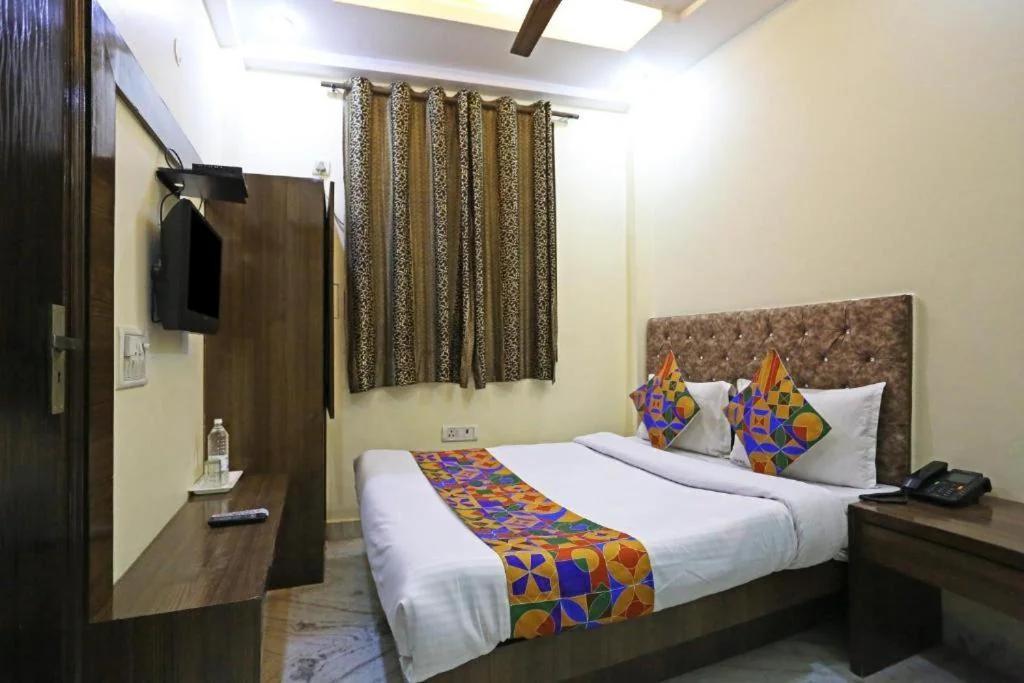 VINTG Miraj Stay New Delhi