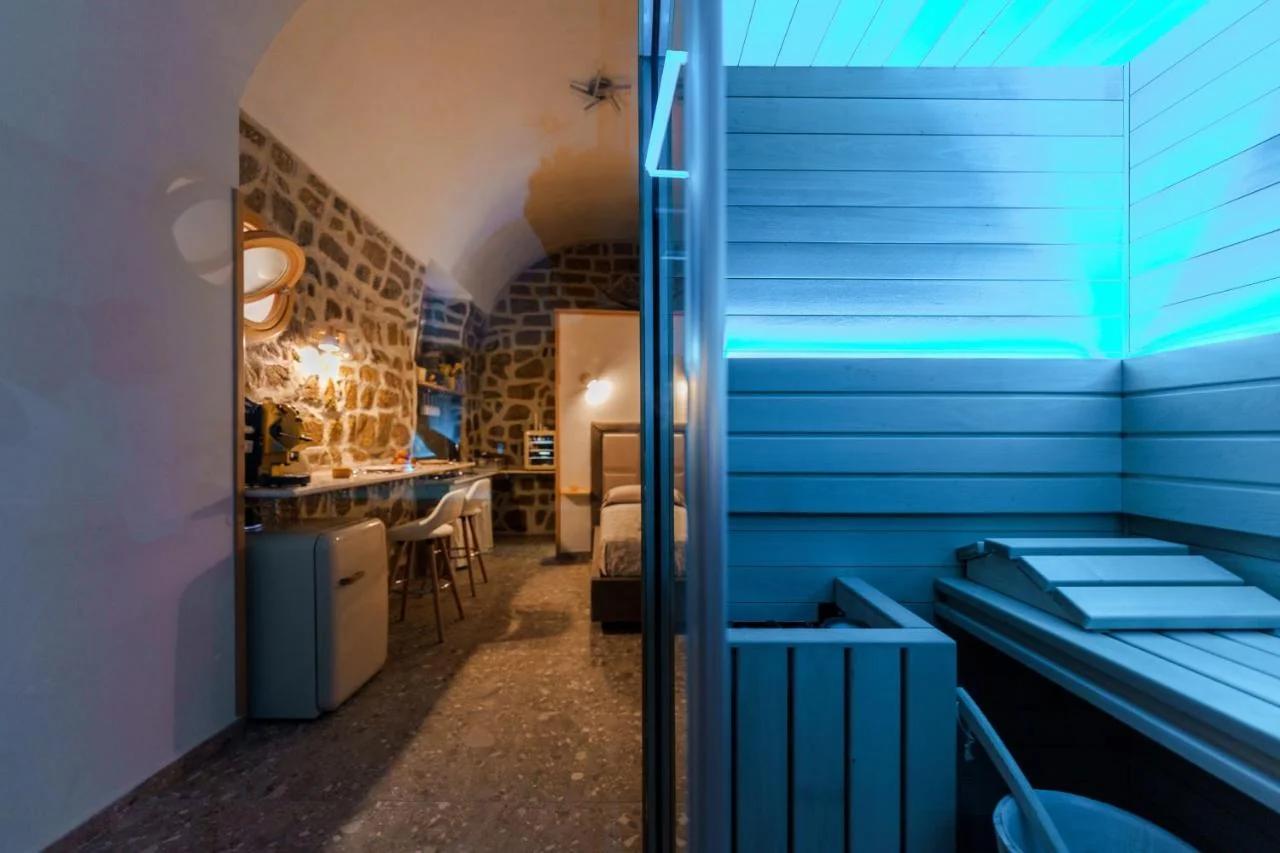 Anima Suite - Sauna - Jacuzzi e Cucina photo
