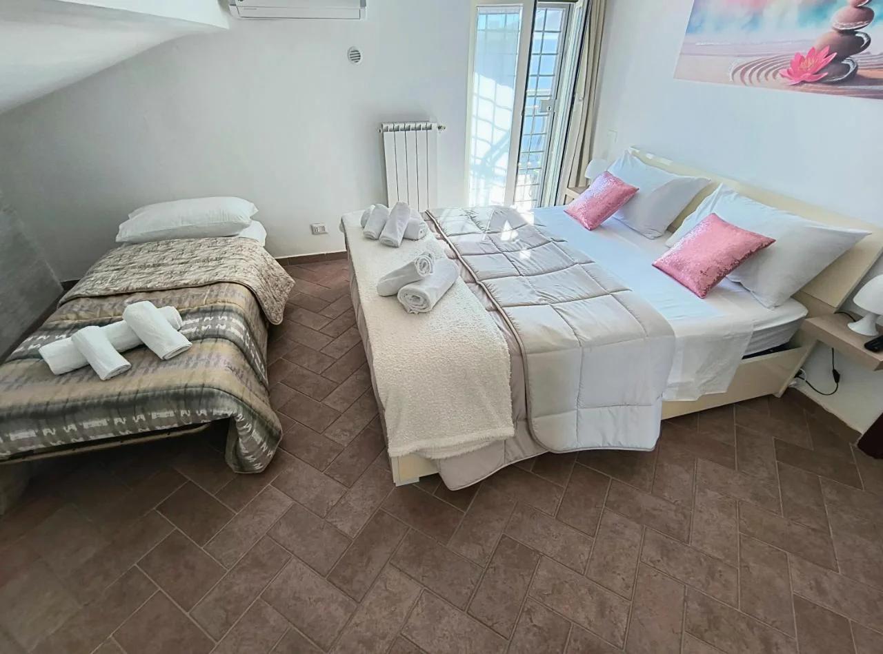 Appartamento la casa di Mary Anguillara Sabazia-Lago,Relax e Roma a portata di treno photo