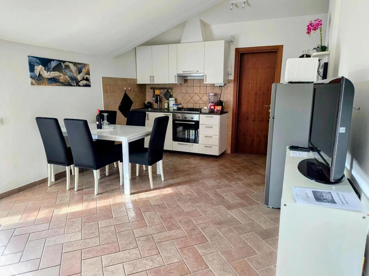Appartamento la casa di Mary Anguillara Sabazia-Lago,Relax e Roma a portata di treno photo