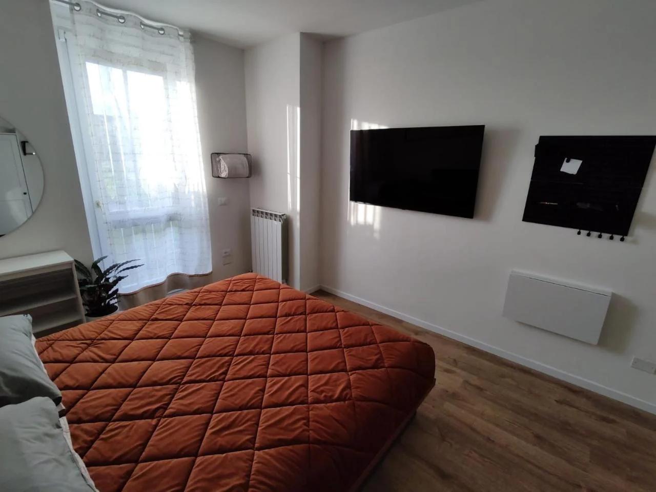 Art-Apart 106 LT con giardino privato photo