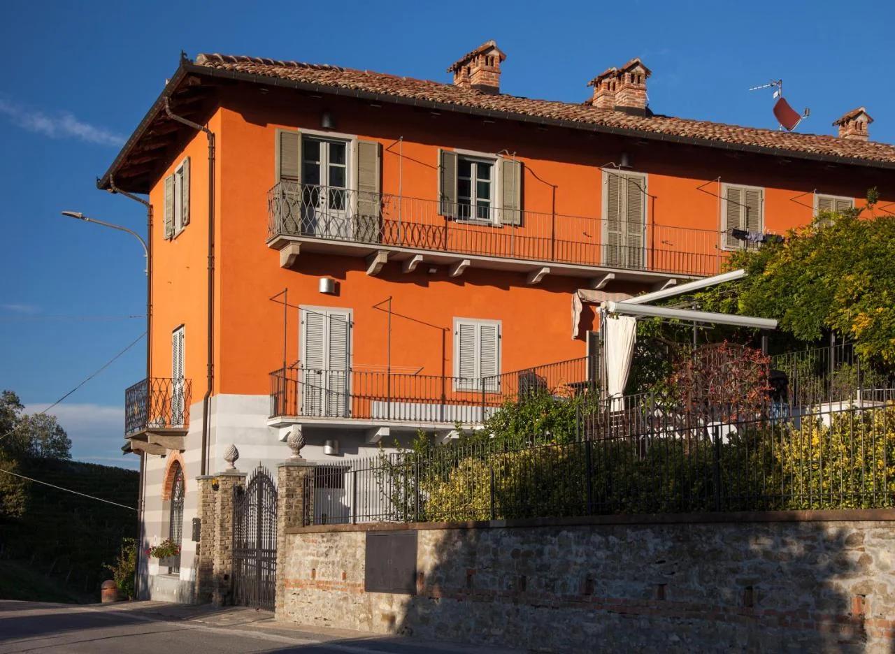 CASA NELLE LANGHE foto