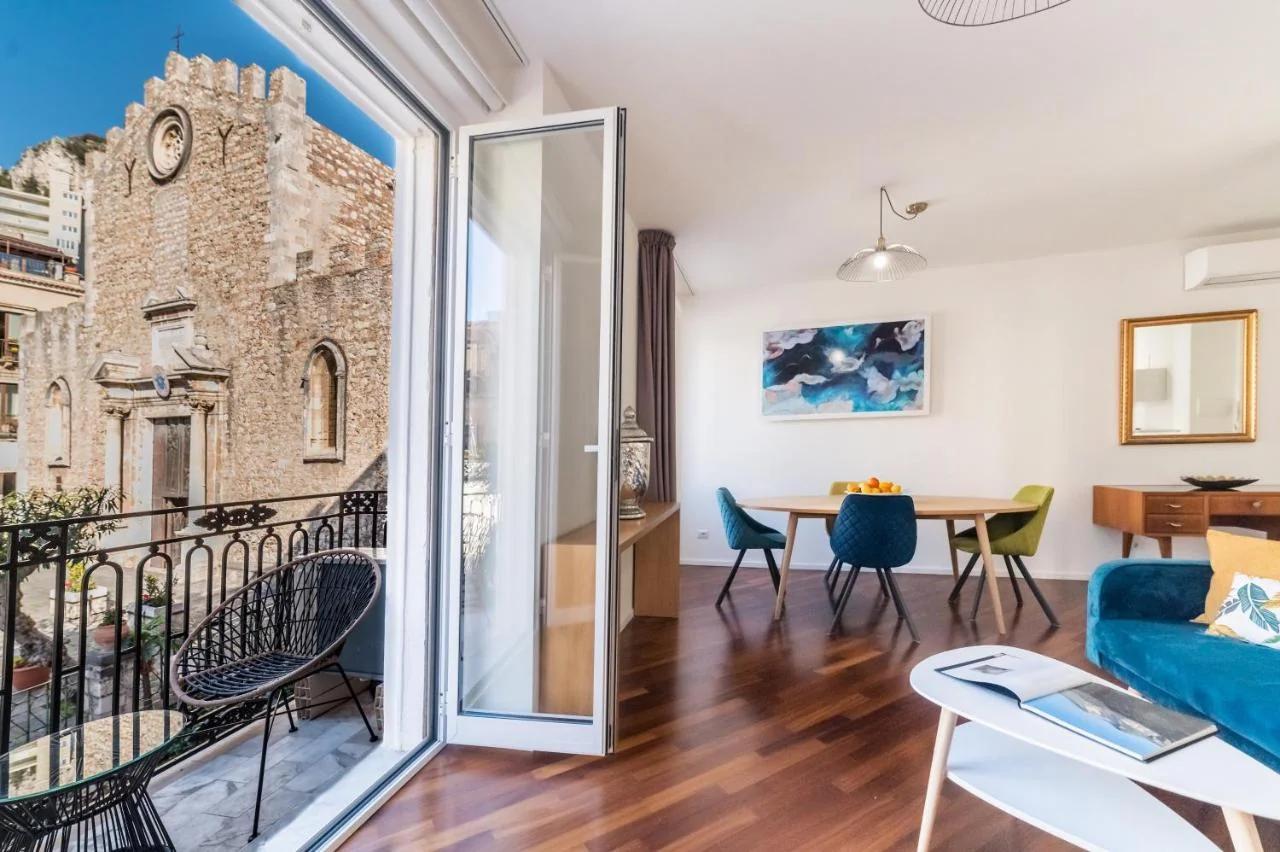 Castalia Apartments & Rooms Duomo Taormina foto