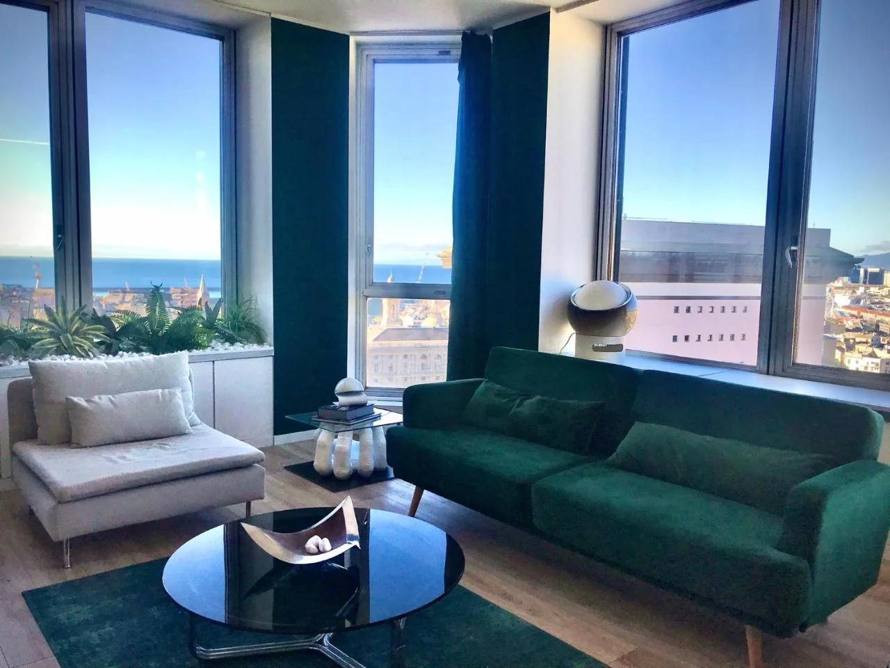 Central penthouse with spectacular sea and city views foto