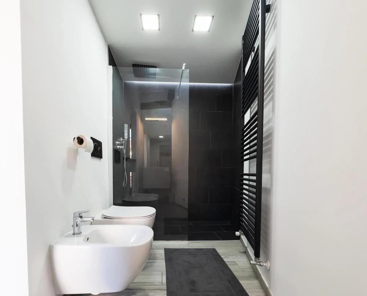 Centro storico- Suite silenziosa, Wi-Fi & Netflix photo