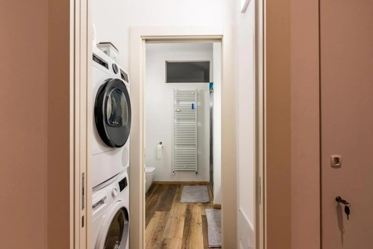 CityLife Apartment - Modern photo