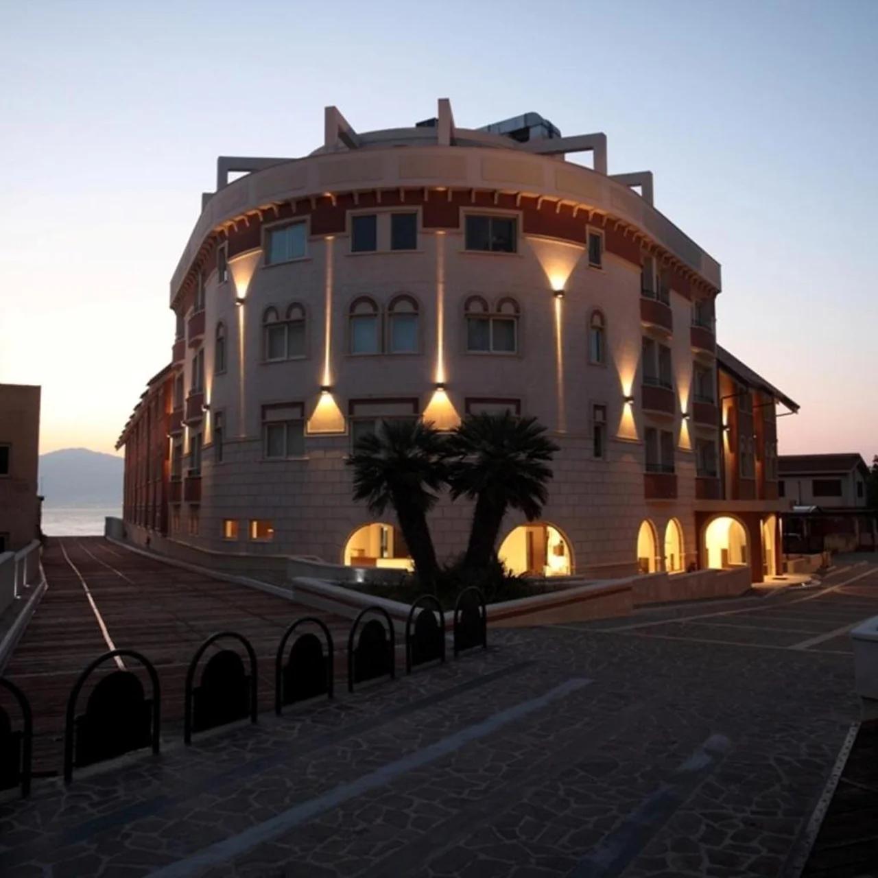 E' Hotel foto