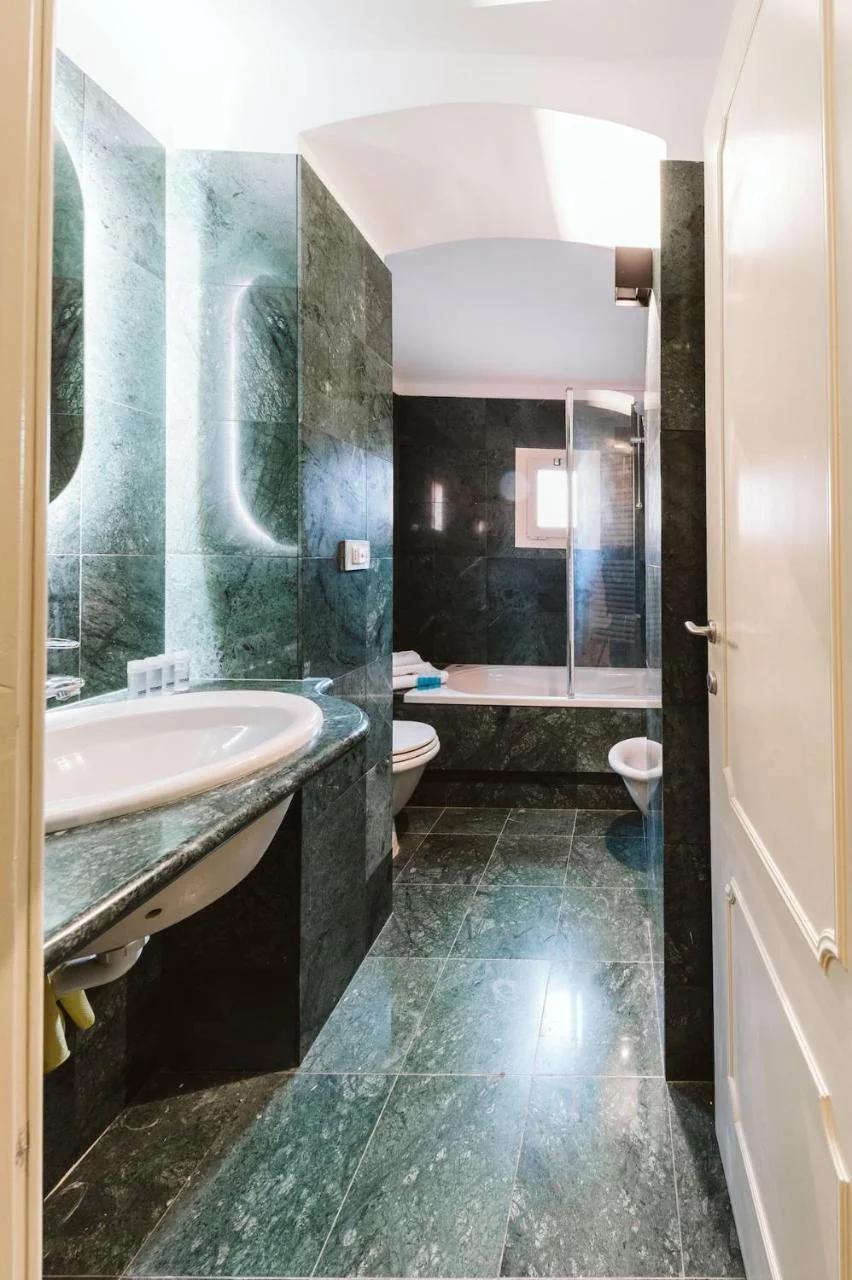 Evi Suite photo