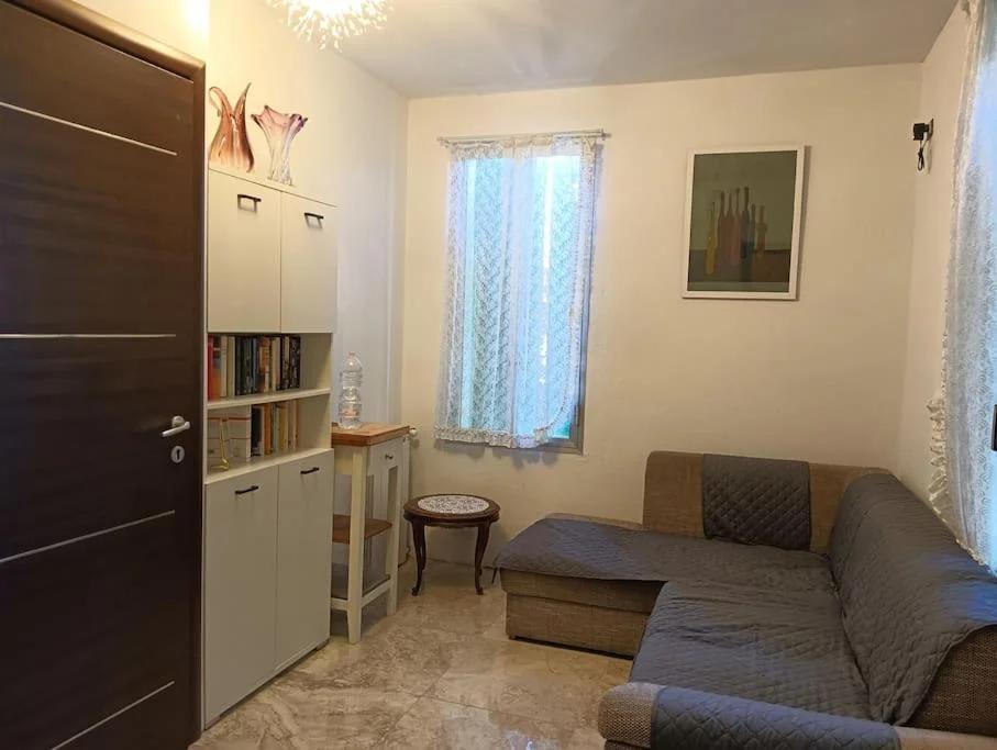 Fiore, bilocale, Zona Ducati.