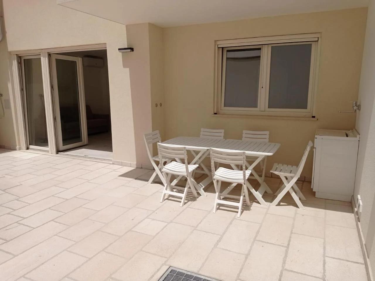 Gelsimori Apartments photo