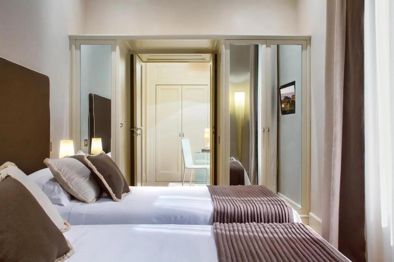 Grand Hotel Excelsior Vittoria photo