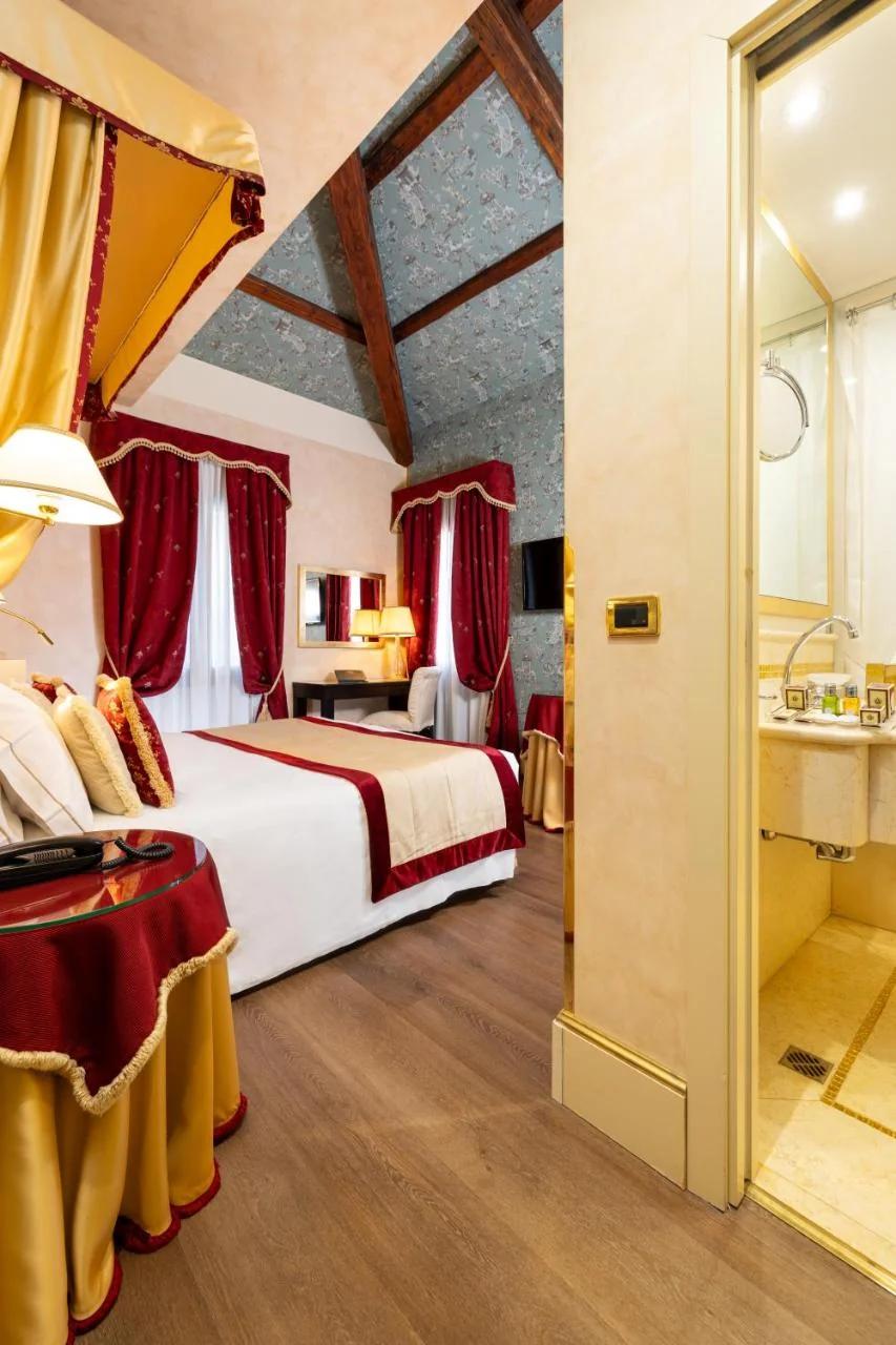 Hotel A La Commedia foto