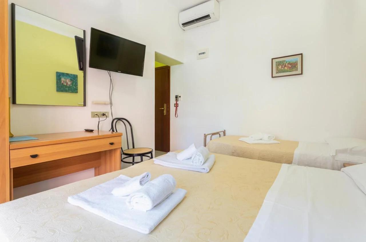 Hotel Dell'Angelo foto