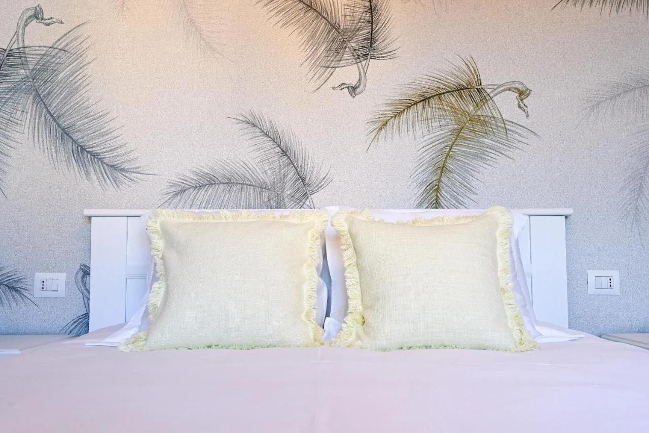 Lora Luxury Suite 6 ,free private parking, self check in photo