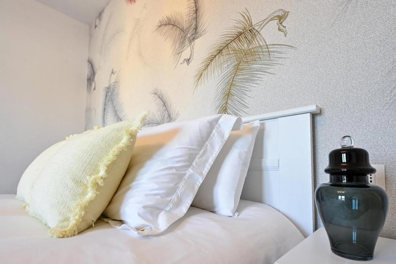 Lora Luxury Suite 6 ,free private parking, self check in photo
