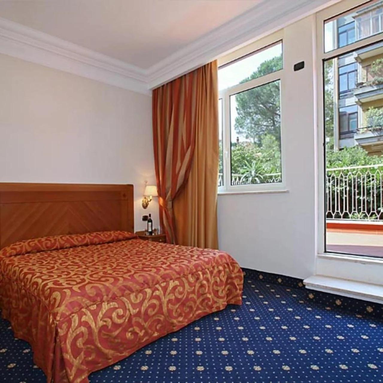 Pinewood Hotel Rome foto