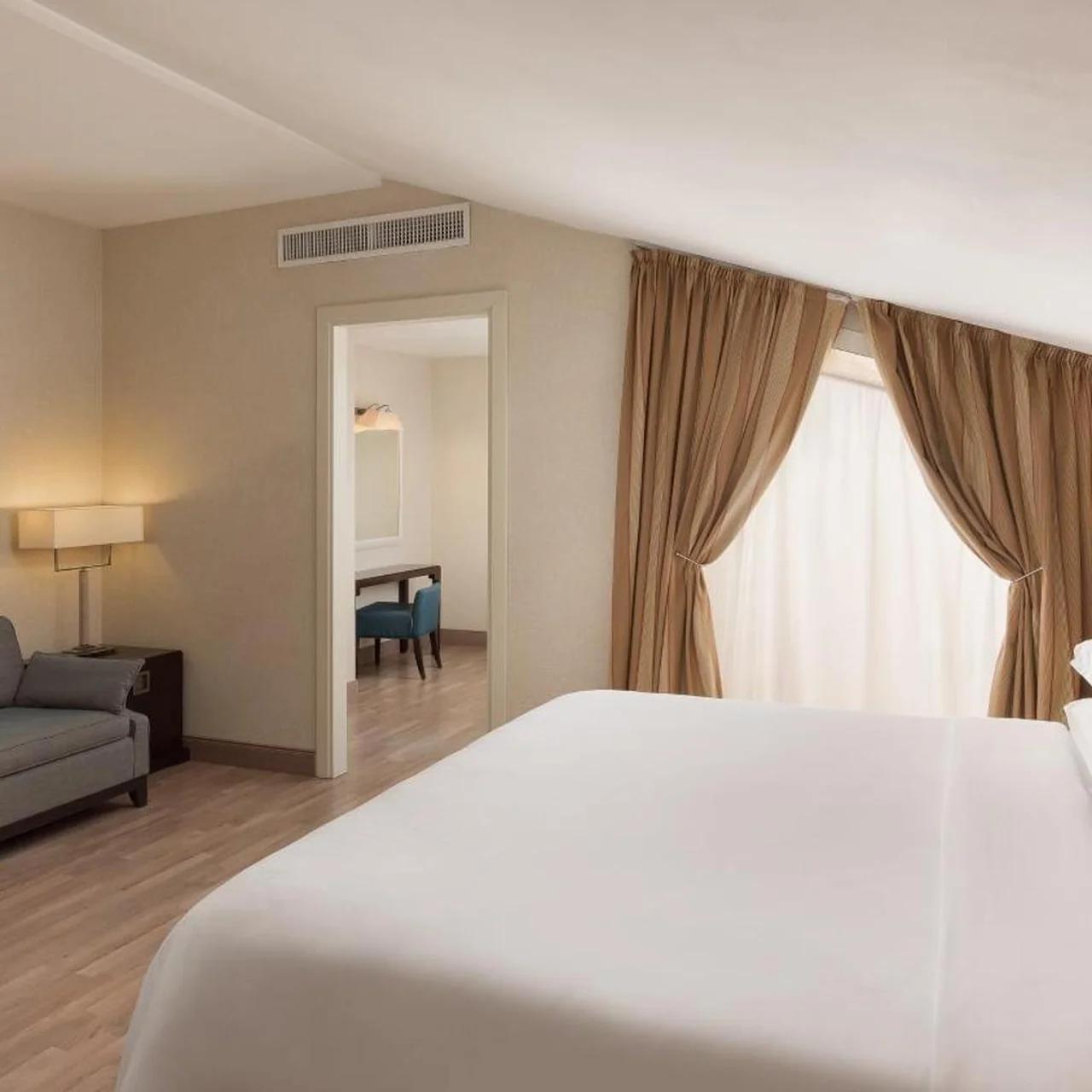 Sheraton Rome Parco de Medici photo
