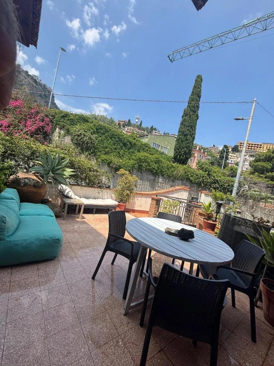 SicilyStudio Apartment in Taormina-Murmuria Minerva photo