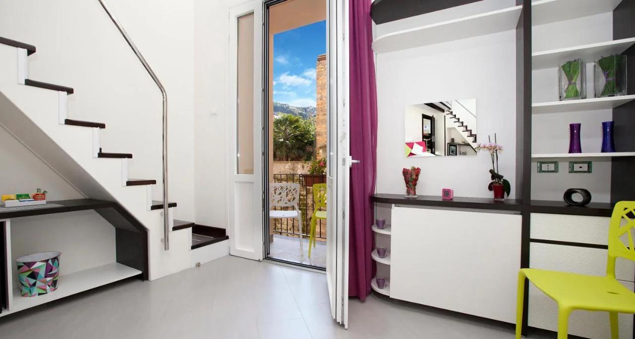 Sorrento Flats photo