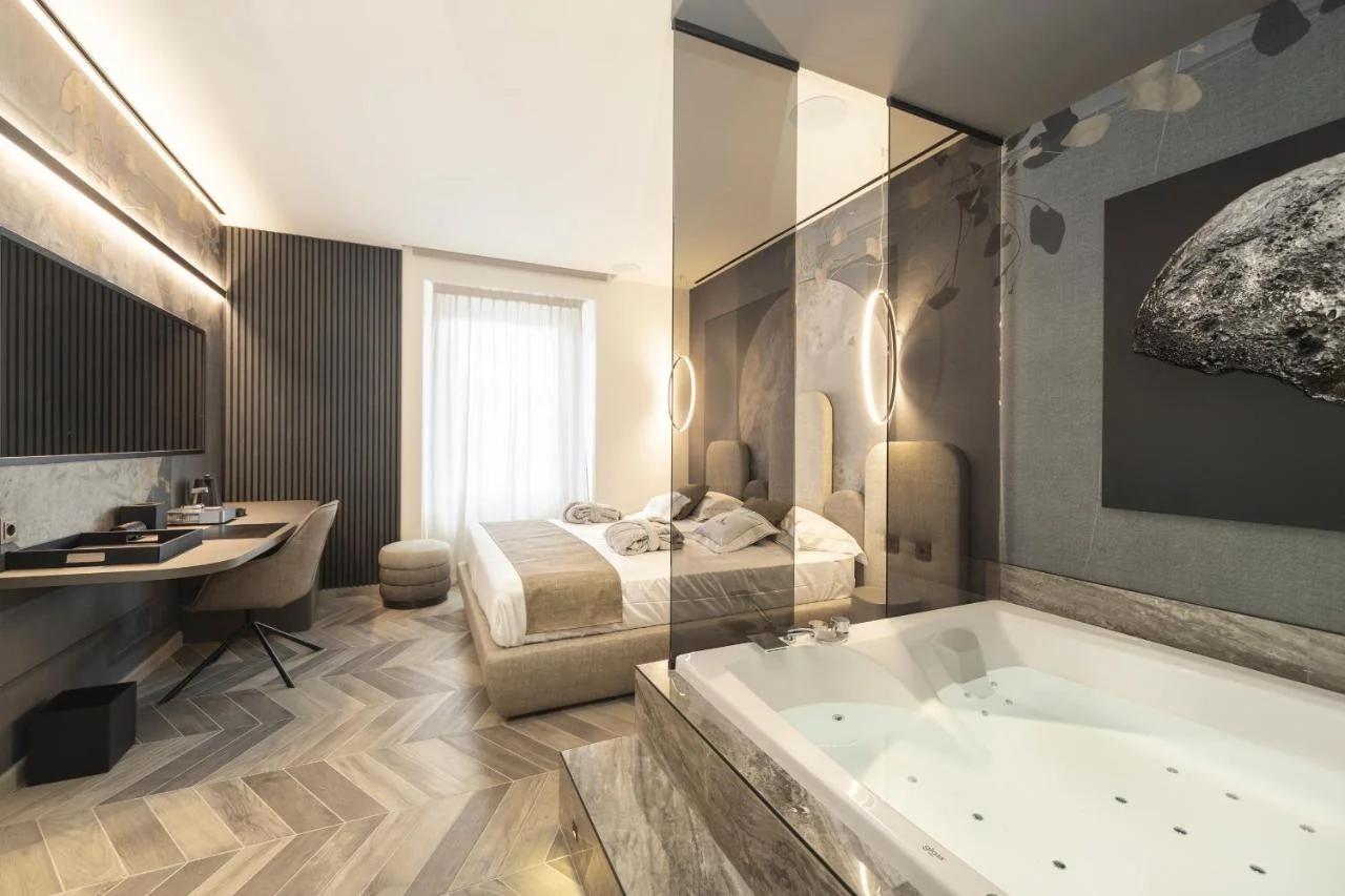 Tritone Luxury Suites Piazza del Popolo photo