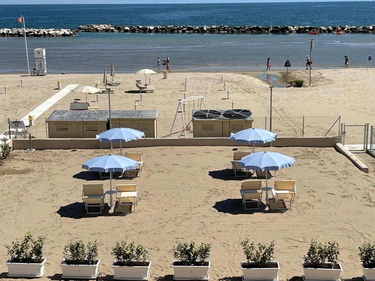 Villa "Baci sul Mare" Attico- Spiaggia privata photo