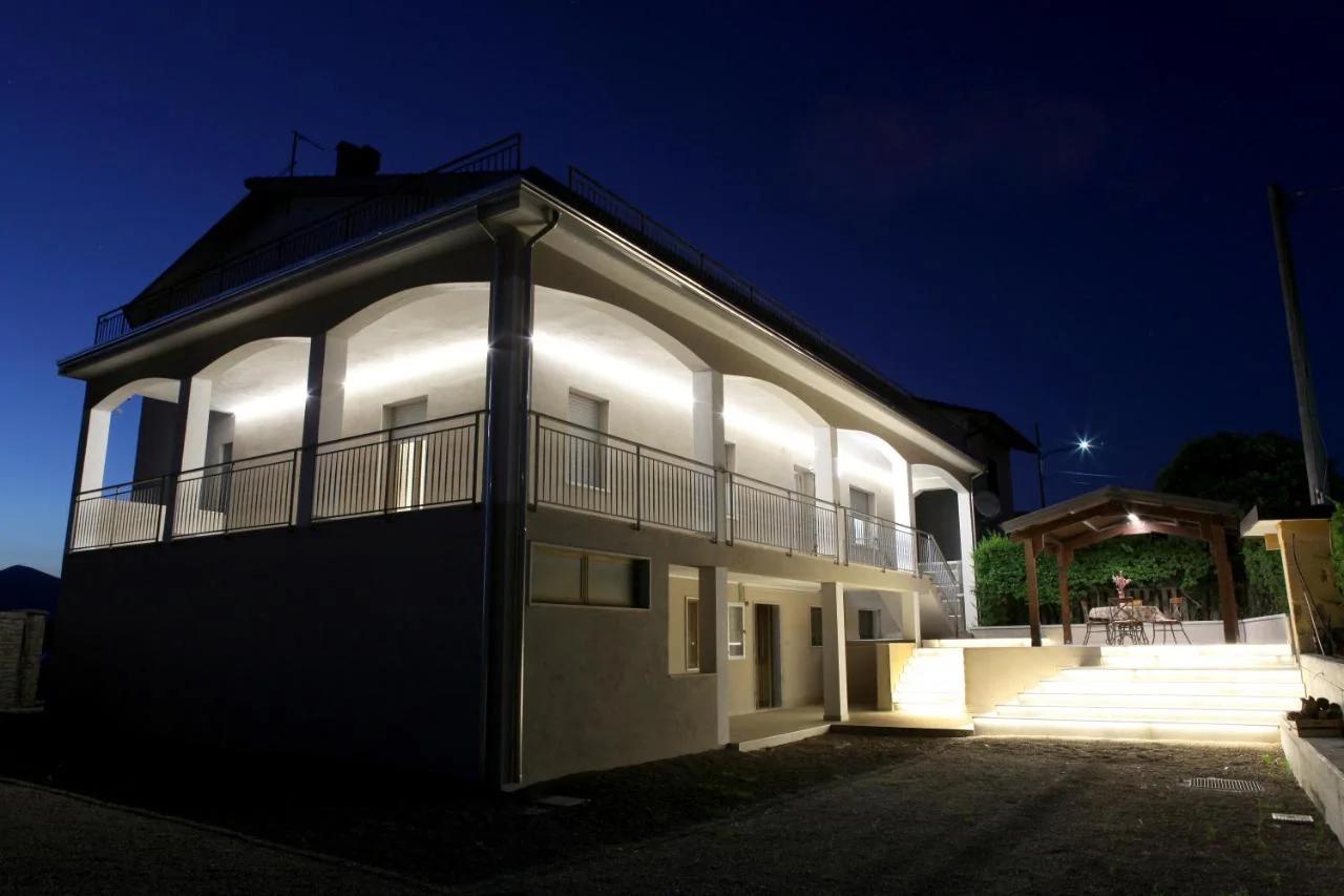 VILLA MARTINA PIA B&B foto