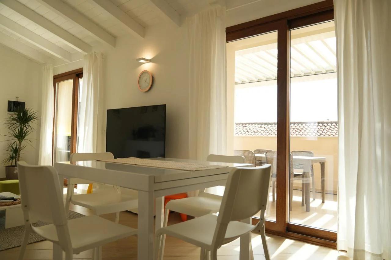 Waterfront apartment Olbia foto