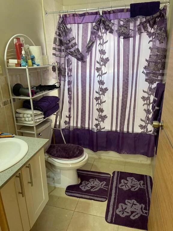 Luxury Manor 2 Bedroom /1 Bathroom House w/electric fireplace, photo