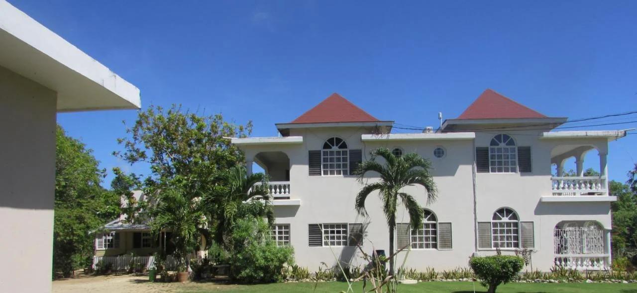 Nelsons Retreat