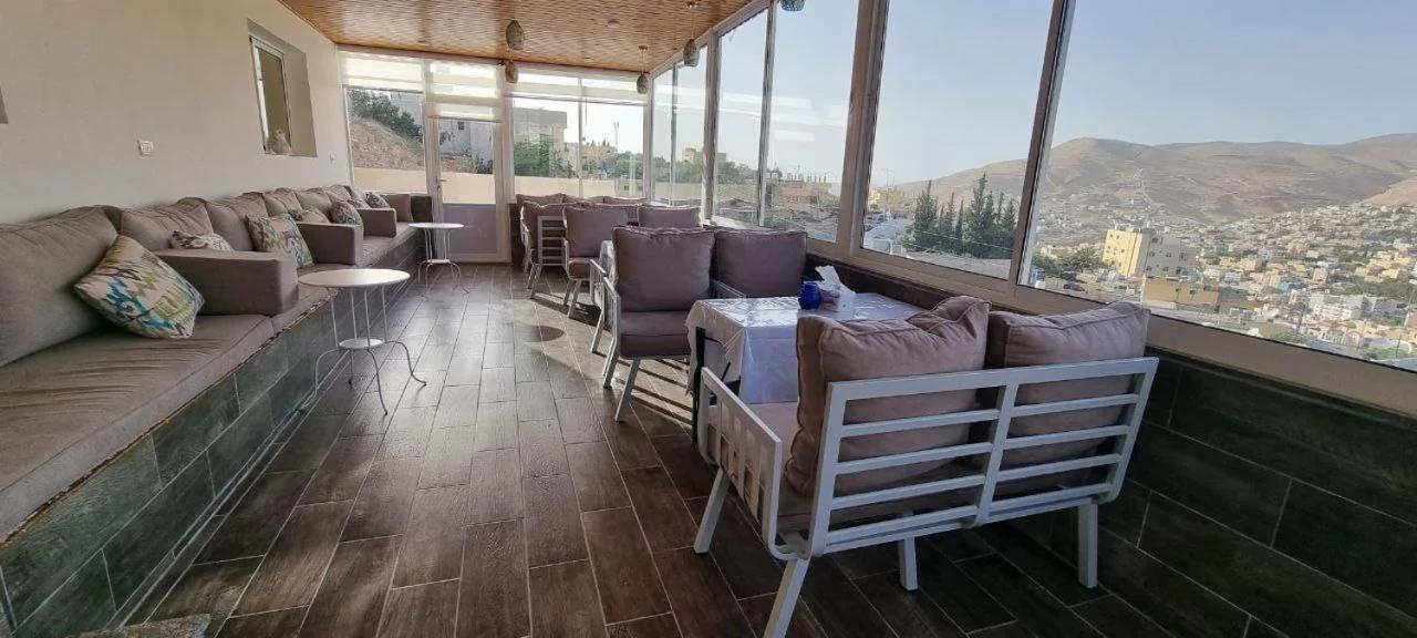 Beit Alshabaan Inn foto