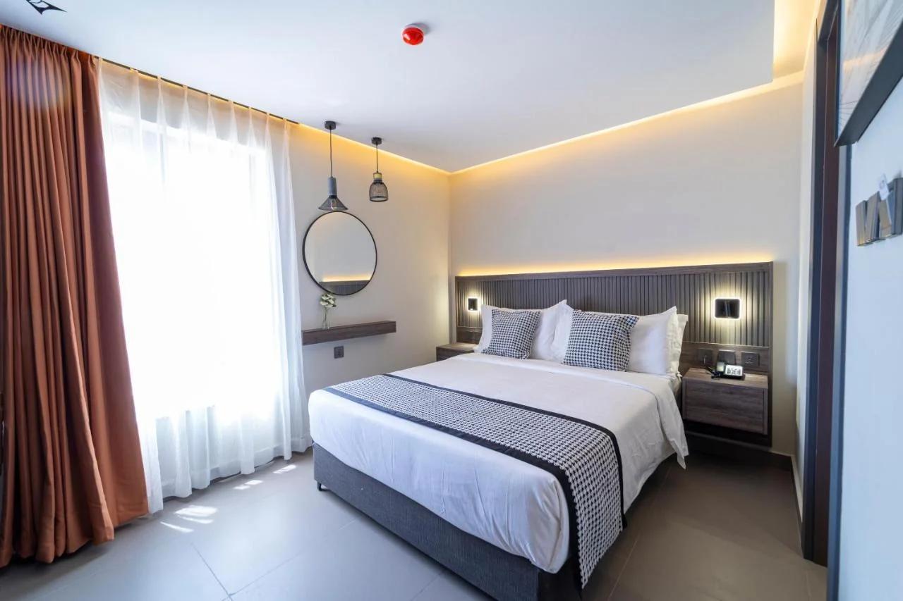 Hill Top Hotel photo