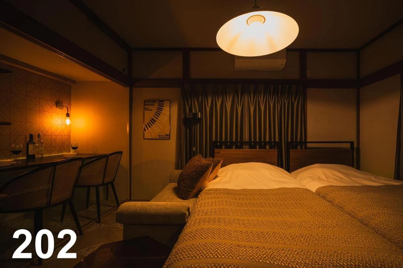 MOONLIGHT KEISEI KOIWA HOTEL 2-Minute Walk from Keisei Koiwa Station Washer & Dryer Included Completely Non-Smoking Perfect for Long Stays Direct Access to Ueno, Asakusa, and Narita Airport photo
