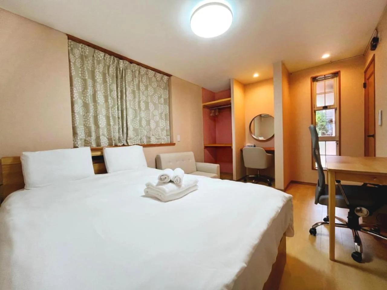 WE Hotel Family House photo