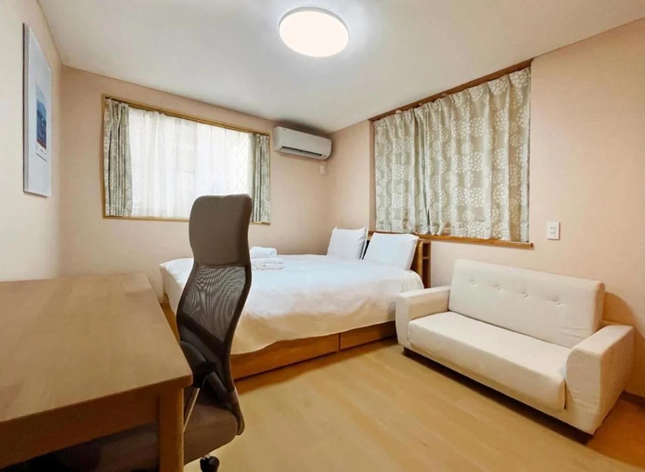 WE Hotel Family House photo