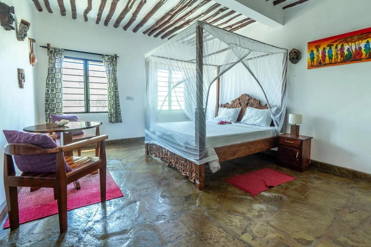Black Pearl - Luxury Villa with private pool - near beach photo